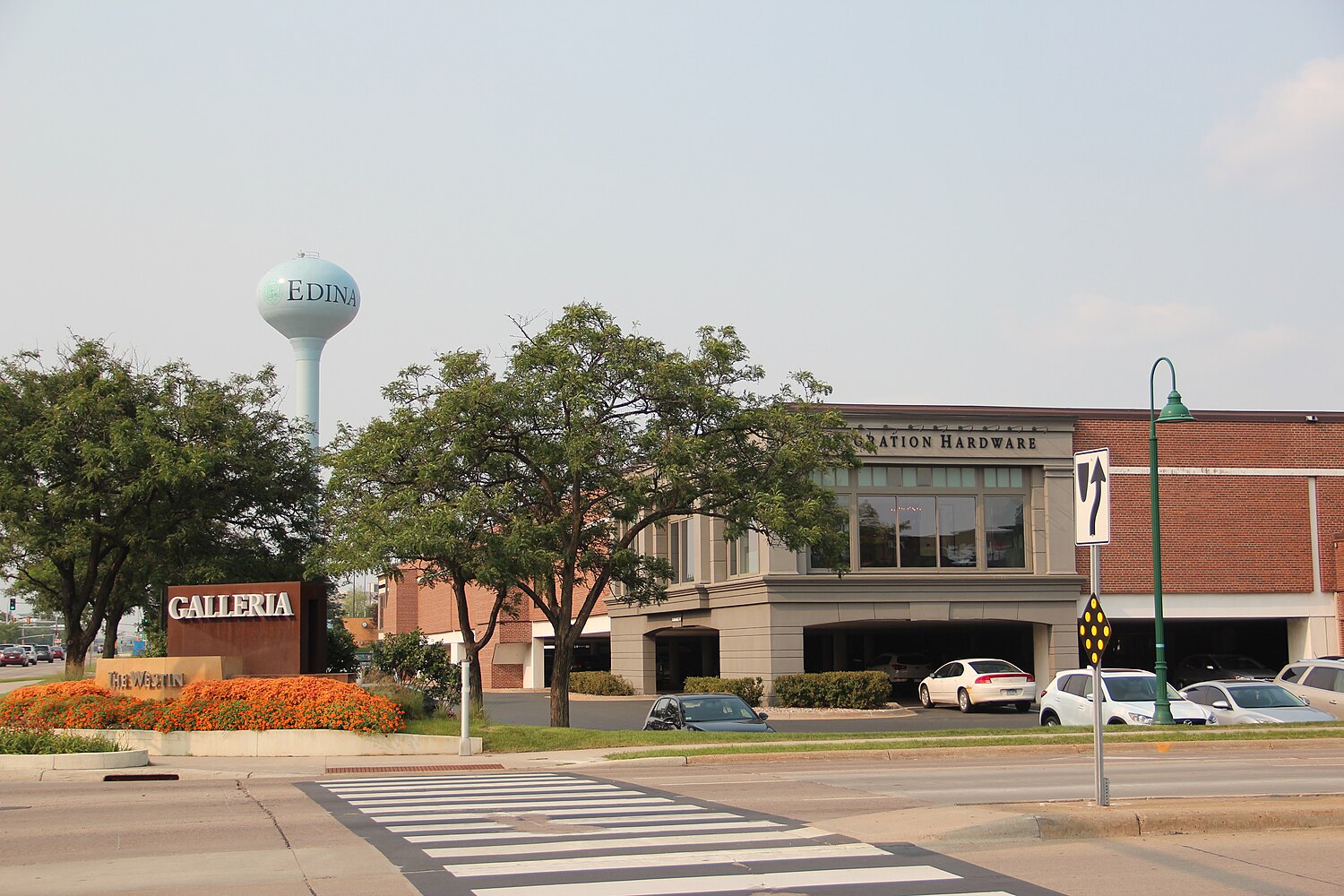 SkyMall : Retail History and Abandoned Airports: Galleria Edina