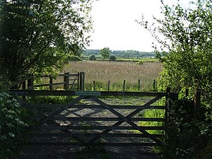 Tabiatı koruma alanına açılan kapı - geograph.org.uk - 180179.jpg