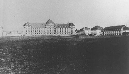 The Oranienkaserne around the last turn of the century. GersdorffKaserne.jpg