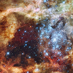 Az R136 „csillagkeltető” a Tarantula-ködben