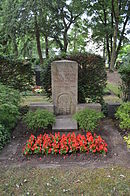 Griesheim, cemetery, grave B 49 Weber.JPG