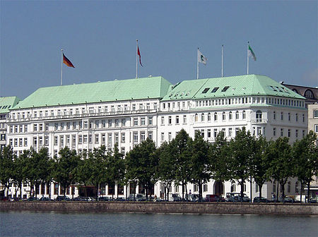 Hamburg Hotel Vier Jahreszeiten 01 KMJ