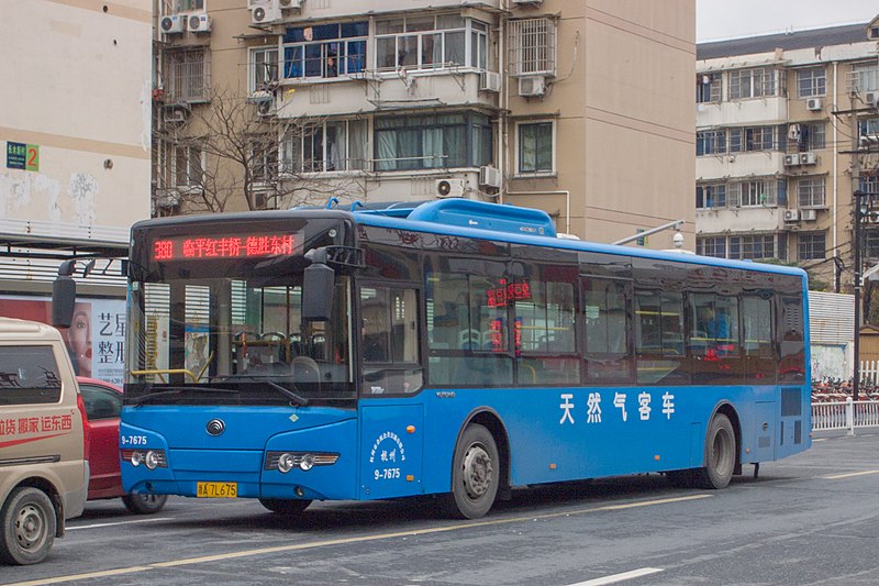 File:Hangzhou 380 9-7675 at Zaixing Rd & Desheng Rd.jpg