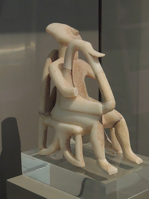 Harp player, example of Cycladic art, at the National Archeological Museum, Athens