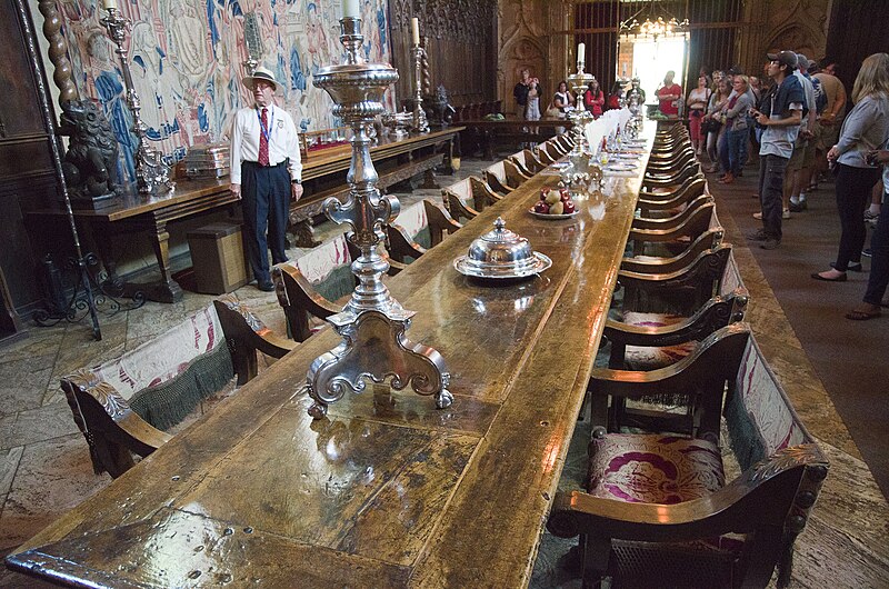 File:Hearst Castle - 6104699597.jpg