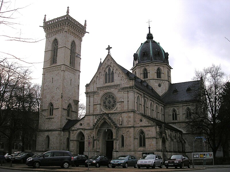 File:Herz-Jesu-Kirche Weimar2.JPG