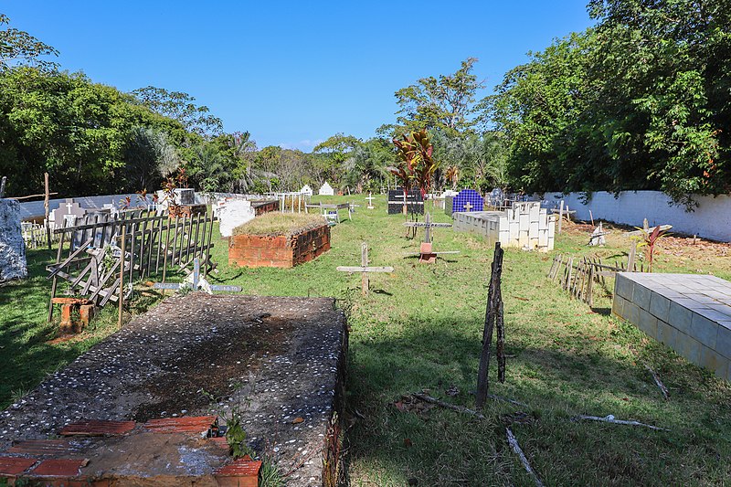 File:Igreja do Nosso Senhor da Vera Cruz Bahia Cemetery 2018-0354.jpg