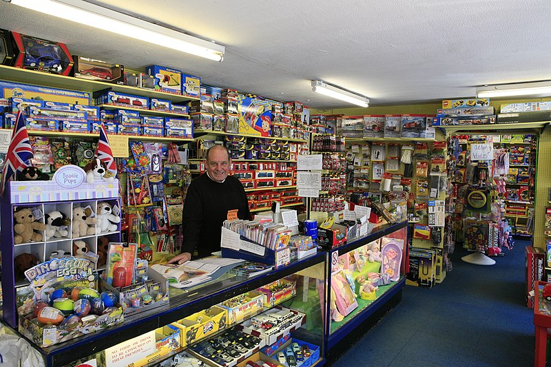 File:Interior of Streets Toy Shop, Ringwood - geograph.org.uk - 174283.jpg