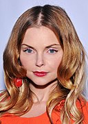 Izabella Miko: Años & Cumpleaños