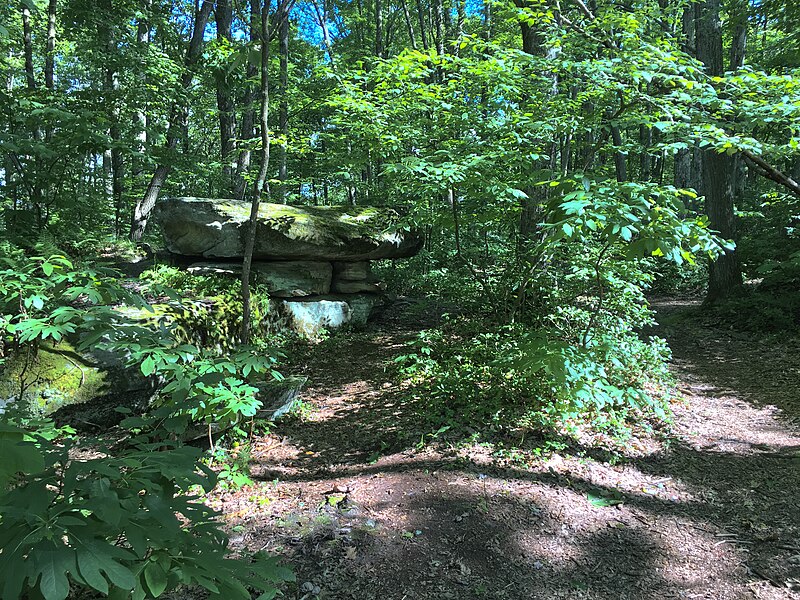 File:Jake's Rocks Overlook Trail - 20200806 - 07.jpg