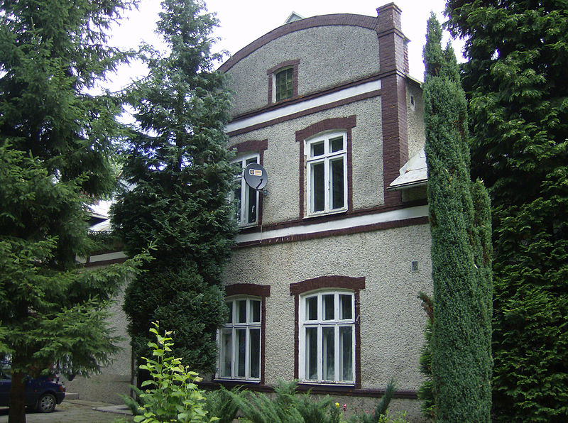 File:Jasionów, dwór 02.jpg