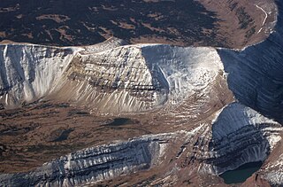 <span class="mw-page-title-main">Kweeyahgut Peak</span> Mountain in the American state of Utah