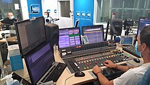 La console et le studio de diffusion de France Bleu Vaucluse (septembre 2021)