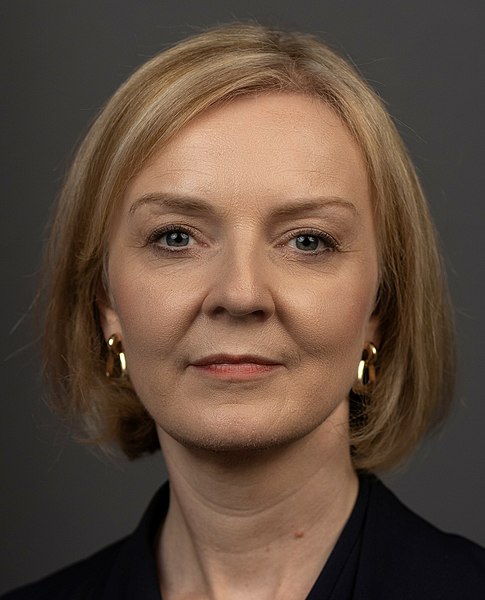 File:Liz Truss official portrait (cropped).jpg