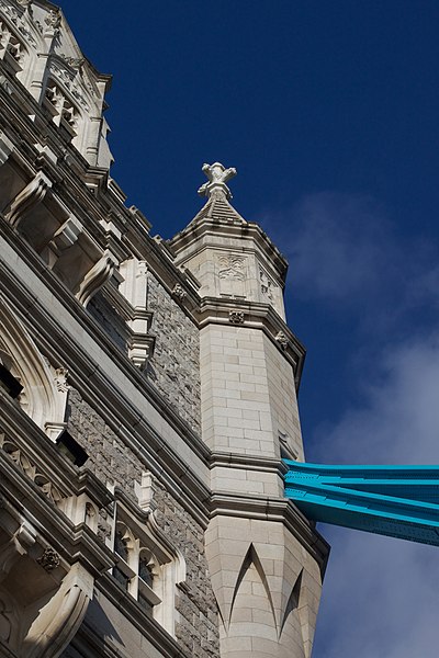 File:London Tower Bridge (4902714127).jpg