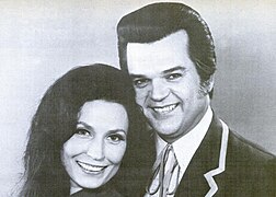 Loretta Lynn and Conway Twitty.jpg