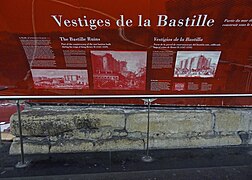 Vestiges de la Bastille après la rénovation de la station, ligne 5.