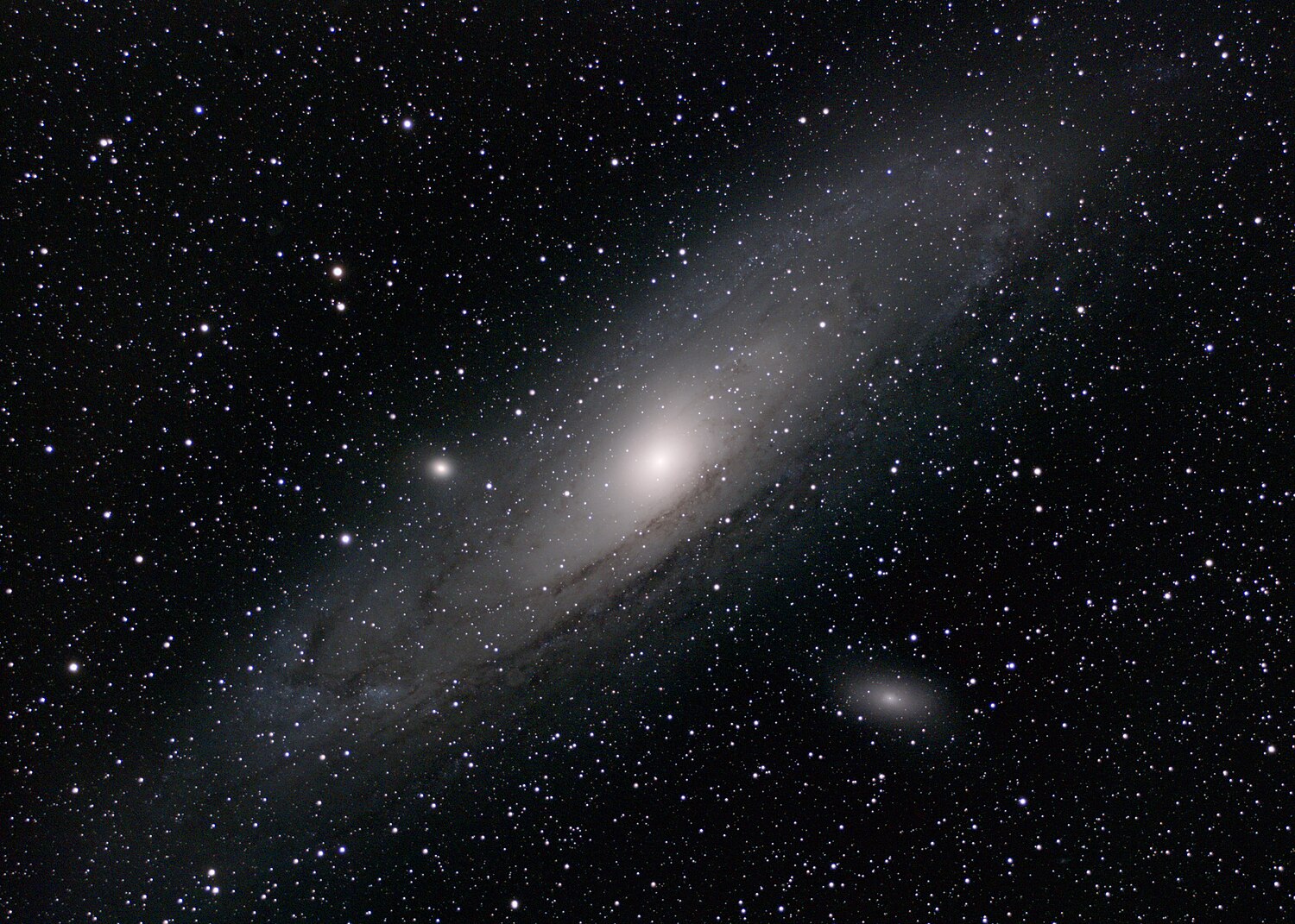 andromeda galaxy spitzer space telescope