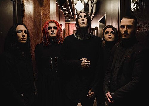 Песни motionless in white. Группа Motionless in White. Motionless in White 2022. Motionless in White 2005. Моушенлесс ин Вайт участники.