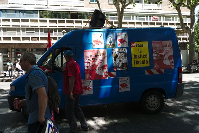 Français : Manifestation contre la loi travail à Toulouse, le 23 juin 2016 English: Demonstration against French labour law in Toulouse, June 23, 2016