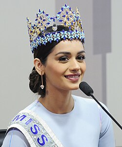 Manushi Chhillar: Intialainen malli