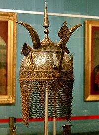 Ağqoyunlular 200px-Medieval_azerbaijani_helmet_3