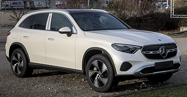 2022 GLC 400e