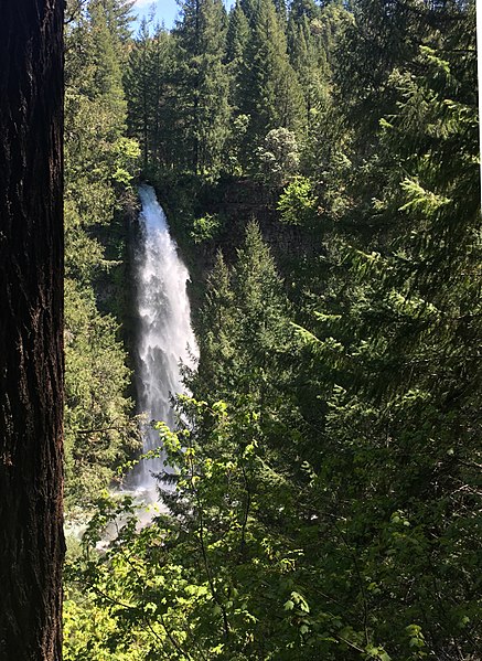 File:Mill Creek Falls, Oregon.jpg