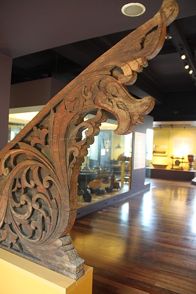 Detail of a panolong with a naga motif, from the National Museum of Anthropology