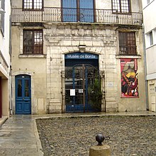 Musée de Borda, rue des Carmes.