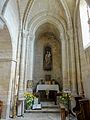 Base du clocher, vue vers l'est dans la chapelle.