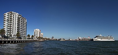 New Developments at Station Pier Port Melbourne (Cafes & Restaurants)