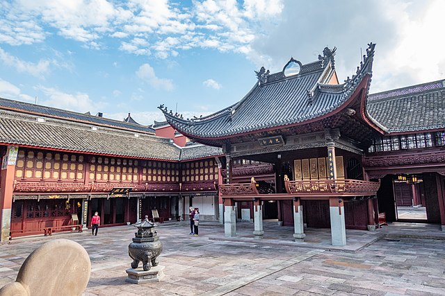 Chinese shrine in Ningbo city