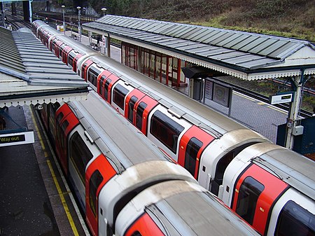 North Acton tube station.jpg