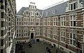 荷兰东印度公司总部，现为阿姆斯特丹大学所有