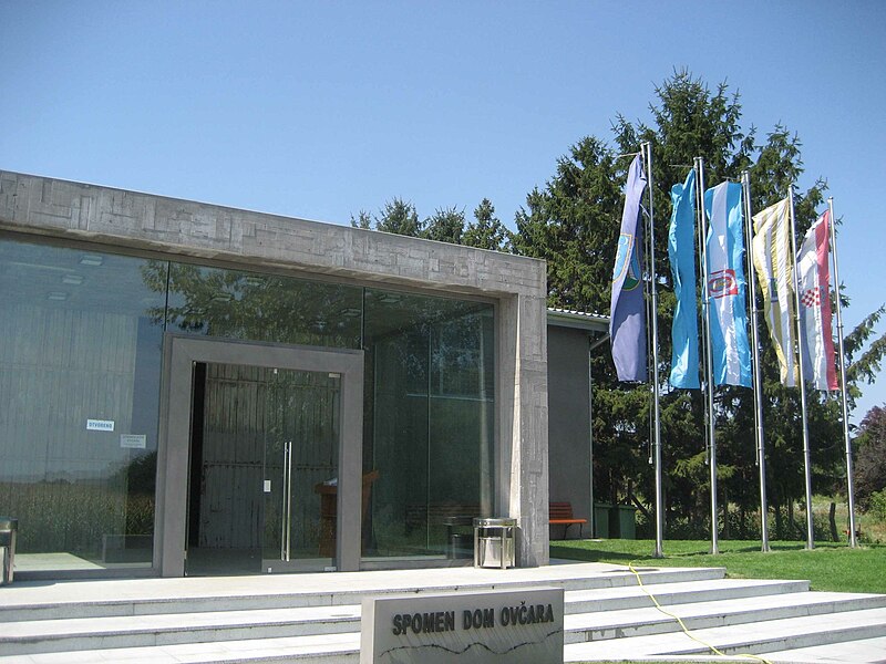 File:Ovcara Memorial.JPG