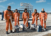 Donald Vilijams (prvi zdesna) i posada misije STS-34, 1989. godine