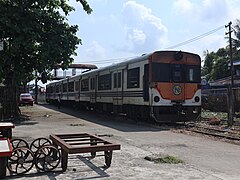 PNR Naga Station platform, train