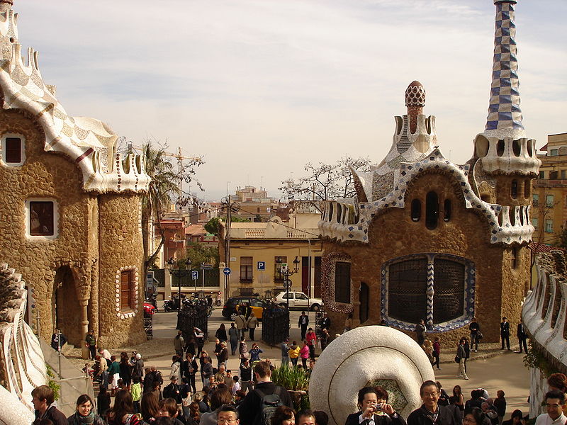 File:Park Güell Barcelona.jpg