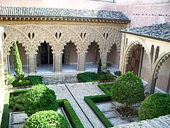 Patio de Santa Isabel.jpg