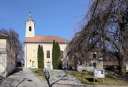 Pellendorf - Kirche.JPG