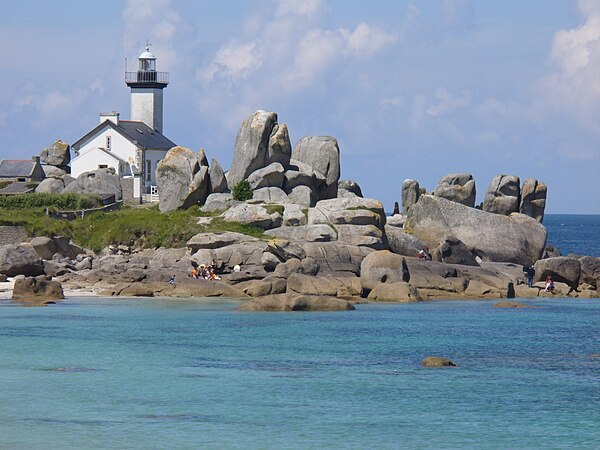 Pontusval lighthouse near Brignogan-Plages