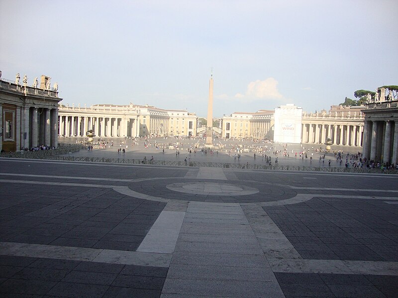 File:Piazza San Pietro - Vatican City - panoramio (1992).jpg