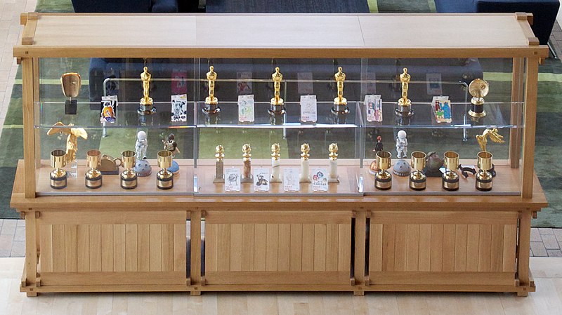 File:Pixar, Awards, Emeryville, 2010-cropped.jpg