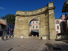 La Porte d'Arles.