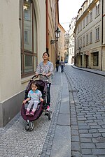 Миниатюра для Файл:Prague Praha 2014 Holmstad flott vandring.jpg