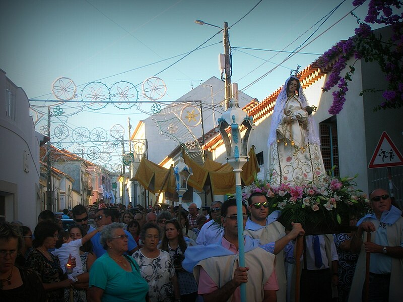 File:Procissão N. Sr. da Graça 2012.JPG