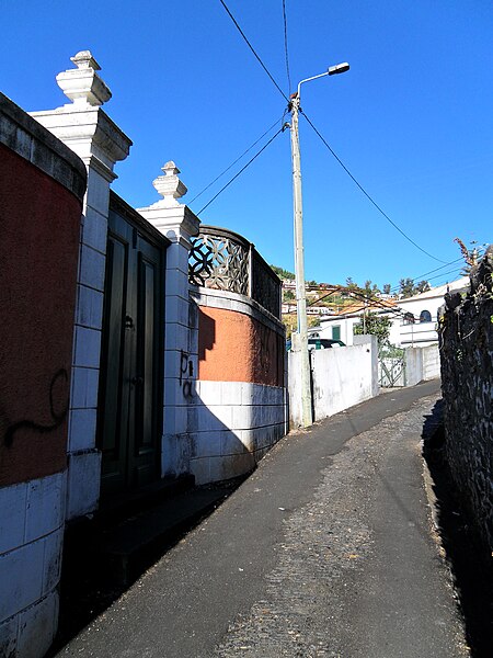 File:Quinta das Freiras, Santo António, Funchal - 5 Feb 2012 - SDC16882.JPG