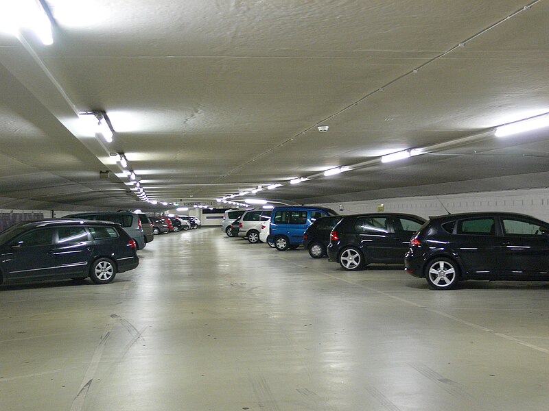 File:Ravensburg Tiefgarage Marienplatz.jpg