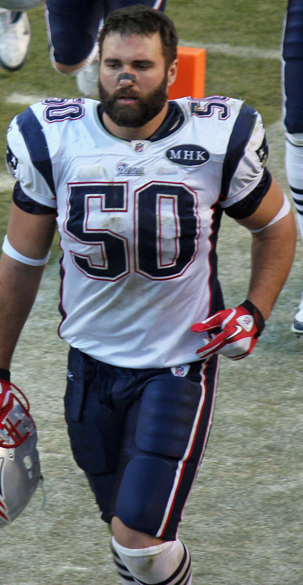 Ninkovich with the Patriots in 2011